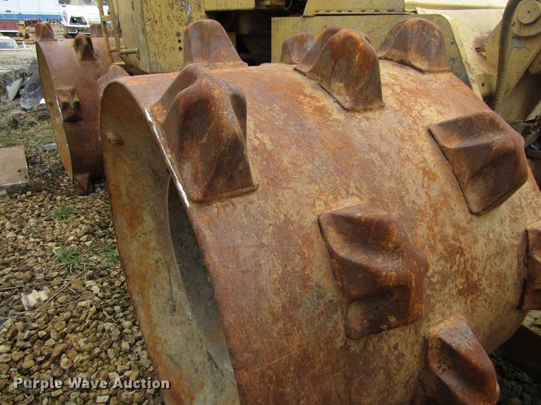 image for item EU9606 Caterpillar 826C landfill compactor