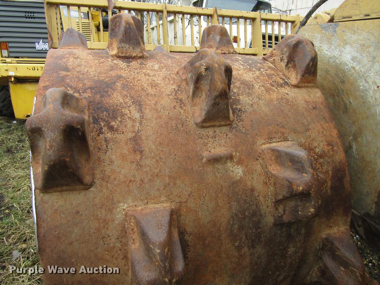 image for item EU9606 Caterpillar 826C landfill compactor