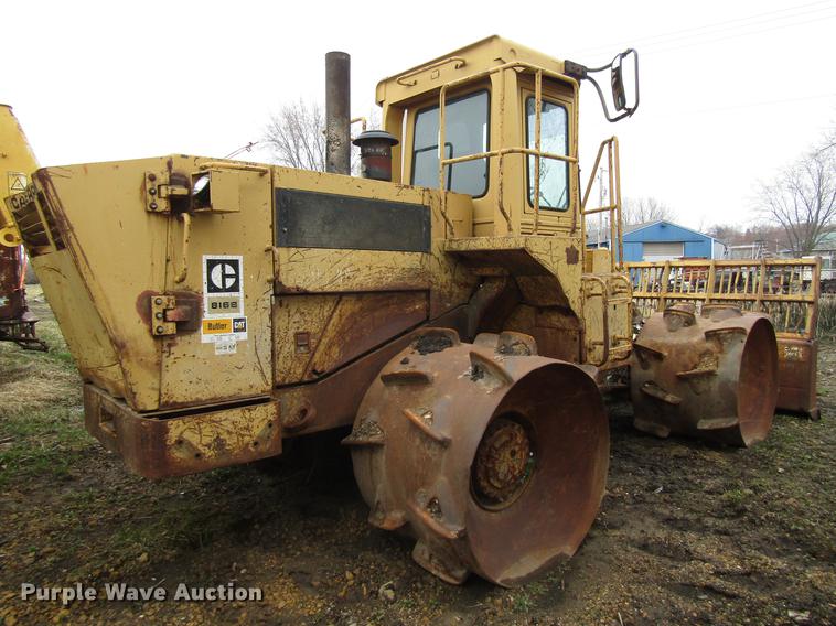 image for item EU9607 1983 Caterpillar 816B landfill compactor