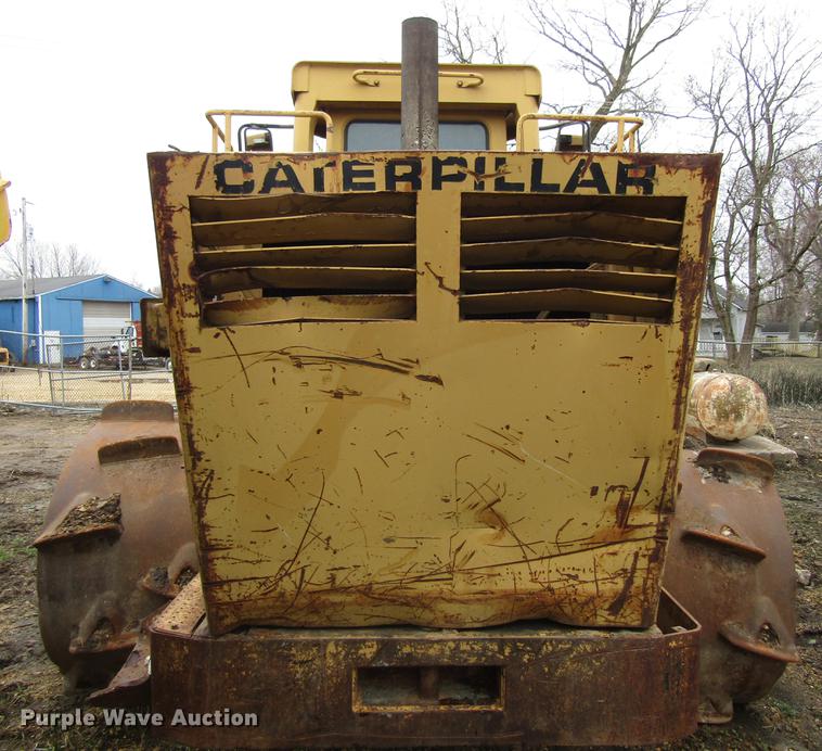 image for item EU9607 1983 Caterpillar 816B landfill compactor