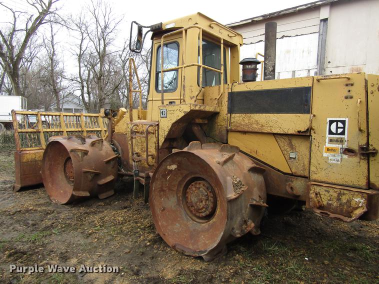 image for item EU9607 1983 Caterpillar 816B landfill compactor