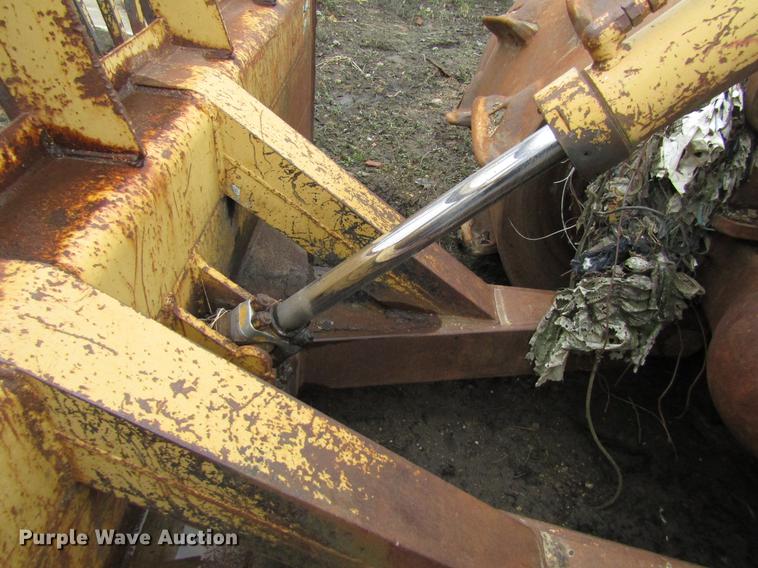 image for item EU9607 1983 Caterpillar 816B landfill compactor