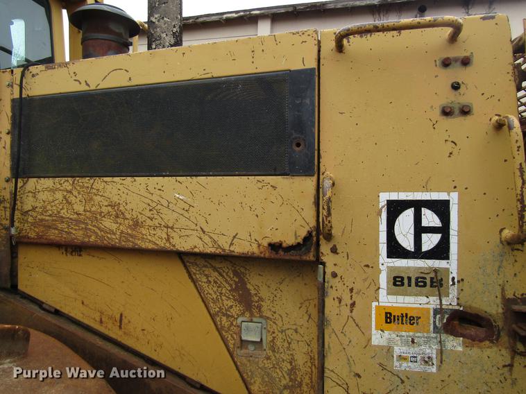 image for item EU9607 1983 Caterpillar 816B landfill compactor