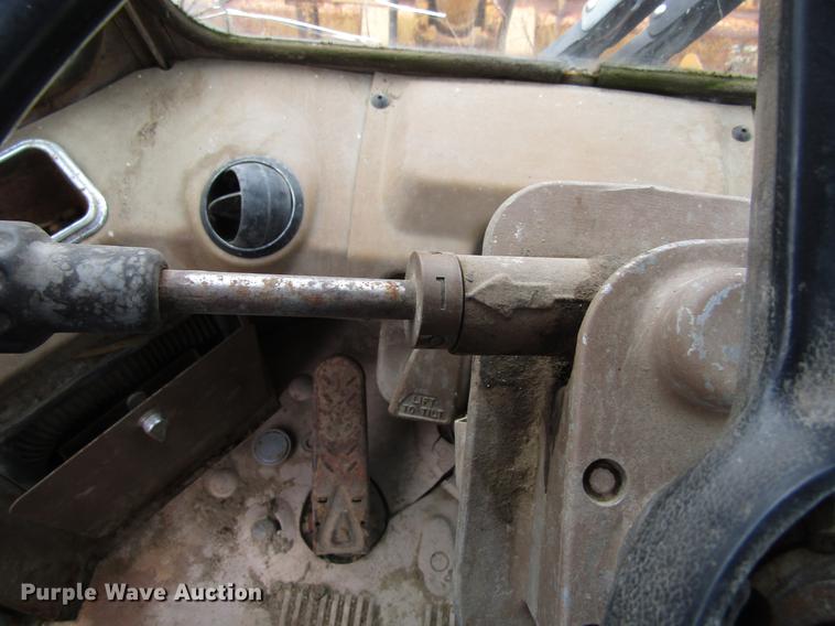 image for item EU9607 1983 Caterpillar 816B landfill compactor