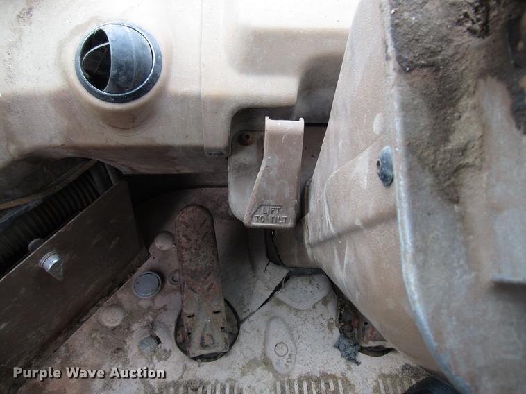 image for item EU9607 1983 Caterpillar 816B landfill compactor