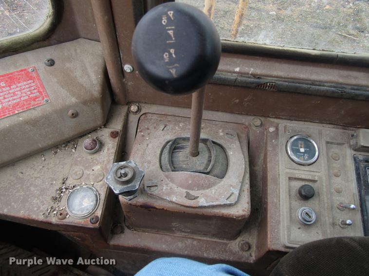 image for item EU9607 1983 Caterpillar 816B landfill compactor