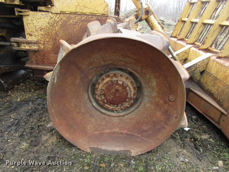 image for item EU9607 1983 Caterpillar 816B landfill compactor