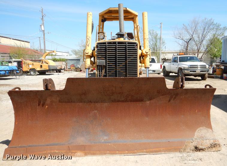 image for item EZ9968 1997 John Deere 850C dozer