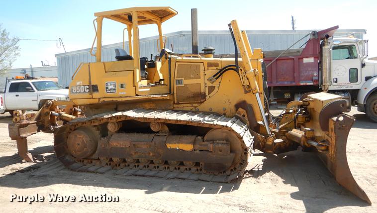 image for item EZ9968 1997 John Deere 850C dozer