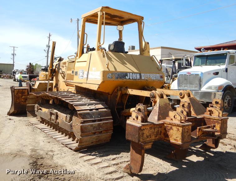 image for item EZ9968 1997 John Deere 850C dozer
