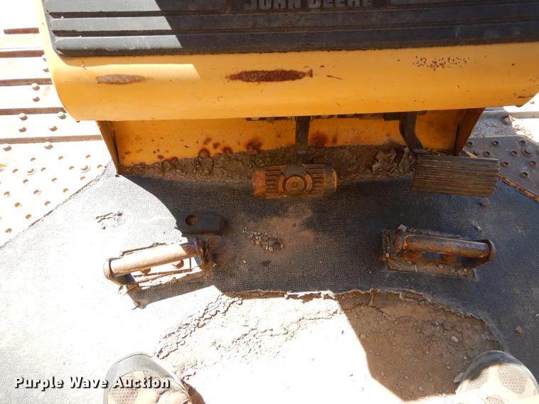 image for item EZ9968 1997 John Deere 850C dozer