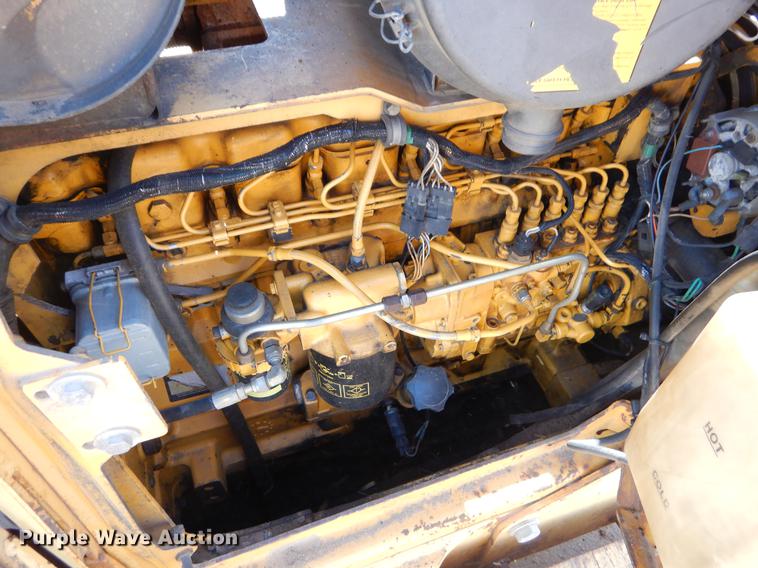 image for item EZ9968 1997 John Deere 850C dozer