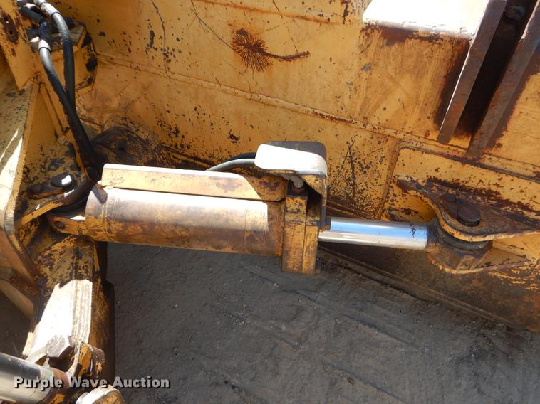 image for item EZ9968 1997 John Deere 850C dozer