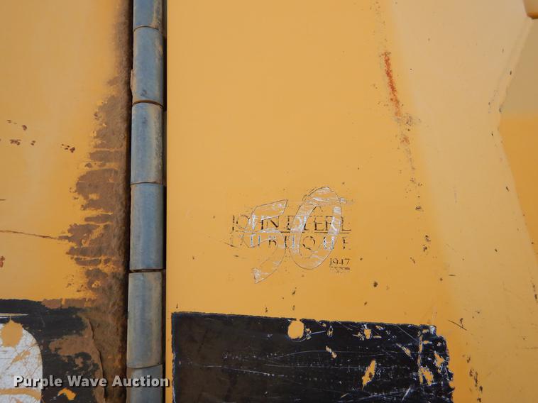 image for item EZ9968 1997 John Deere 850C dozer