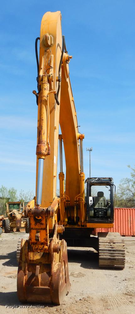 image for item EZ9969 2003 JCB JS330 excavator