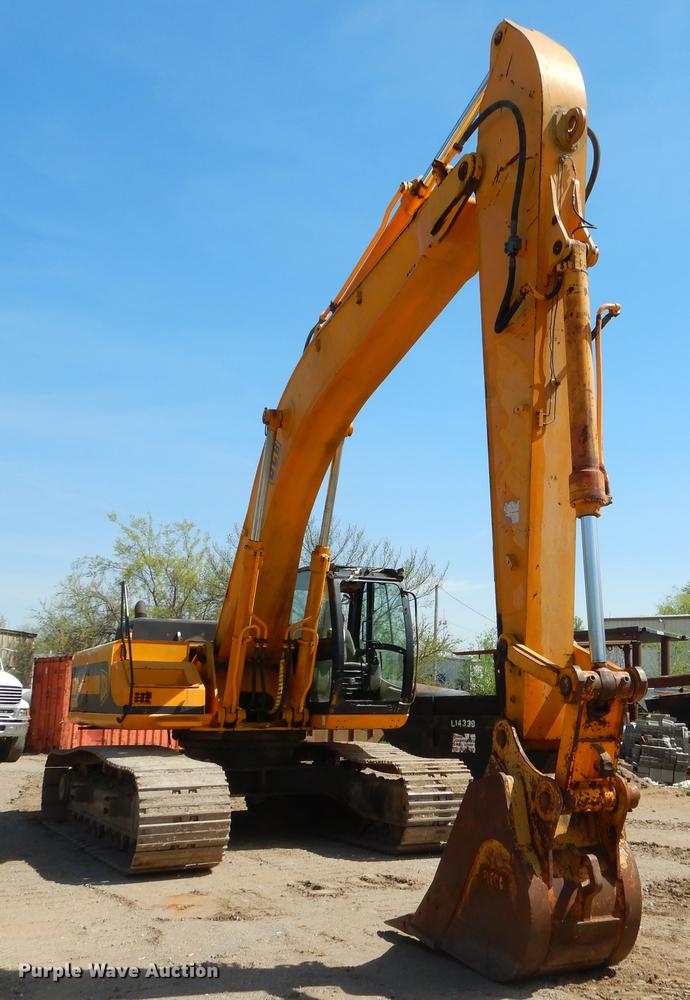image for item EZ9969 2003 JCB JS330 excavator
