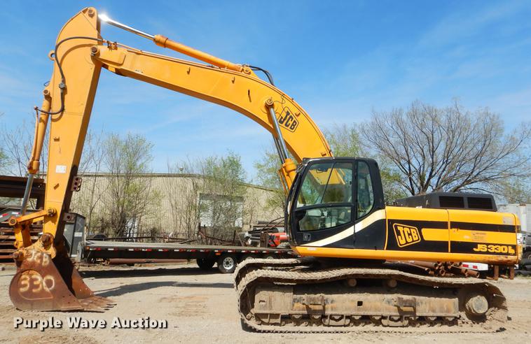 image for item EZ9969 2003 JCB JS330 excavator