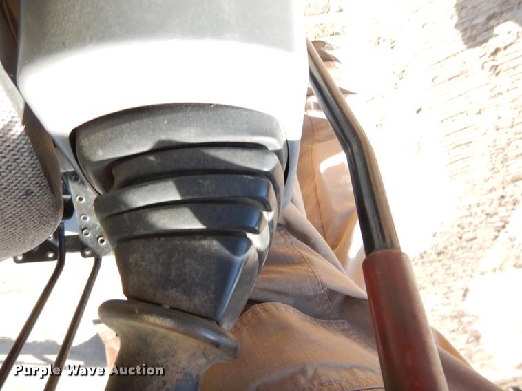 image for item EZ9969 2003 JCB JS330 excavator