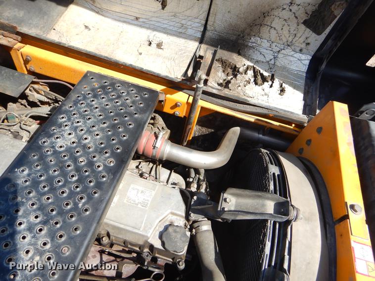 image for item EZ9969 2003 JCB JS330 excavator