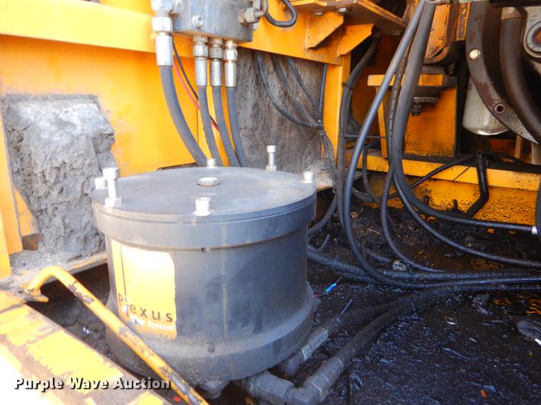 image for item EZ9969 2003 JCB JS330 excavator