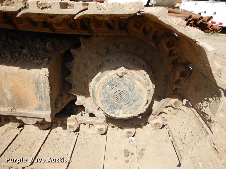 image for item EZ9969 2003 JCB JS330 excavator