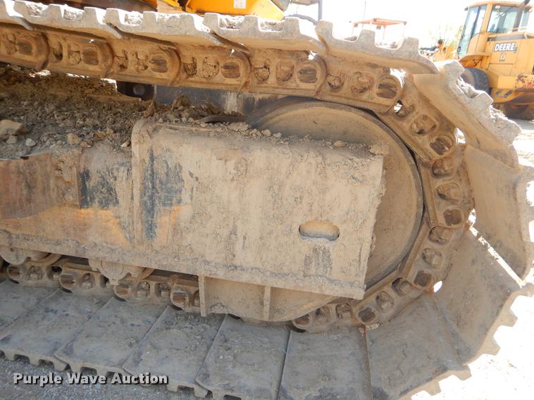 image for item EZ9969 2003 JCB JS330 excavator