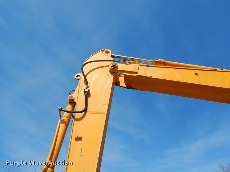 image for item EZ9969 2003 JCB JS330 excavator