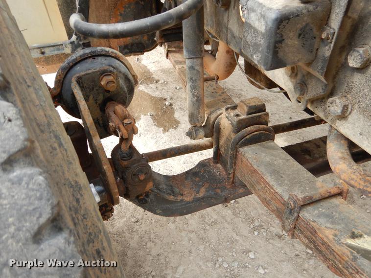 image for item EZ9972 1994 Ford F800 tank truck