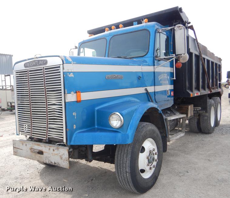 image for item EZ9979 1988 Freightliner FLC dump truck