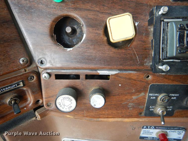 image for item EZ9979 1988 Freightliner FLC dump truck