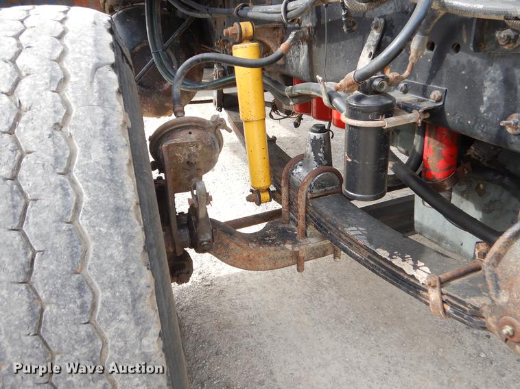 image for item EZ9979 1988 Freightliner FLC dump truck