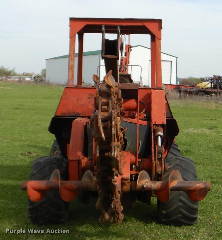 image for item EZ9986 1981 Ditch Witch 6510DD trencher