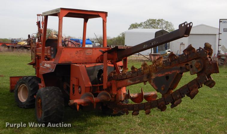 image for item EZ9986 1981 Ditch Witch 6510DD trencher