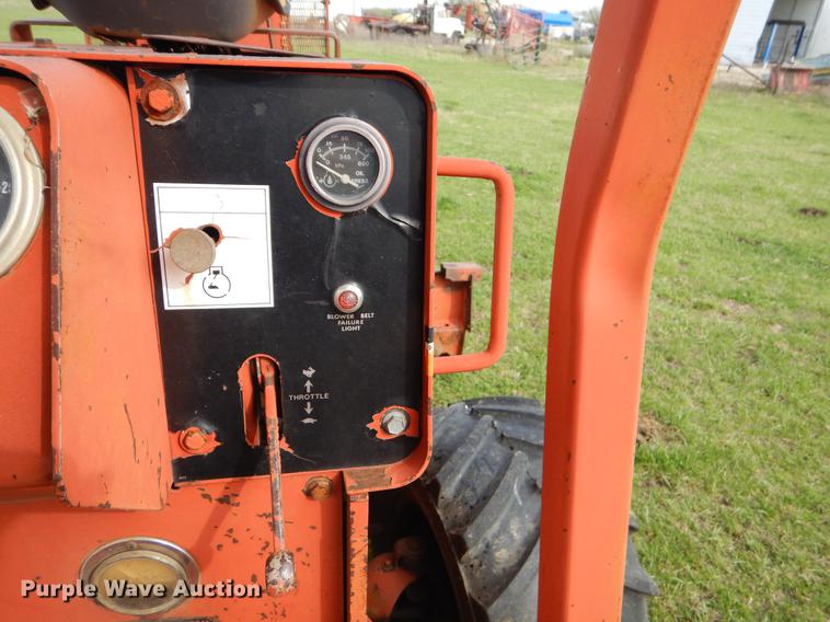 image for item EZ9986 1981 Ditch Witch 6510DD trencher