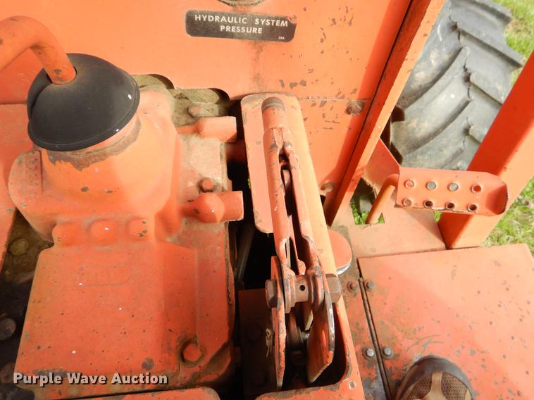 image for item EZ9986 1981 Ditch Witch 6510DD trencher