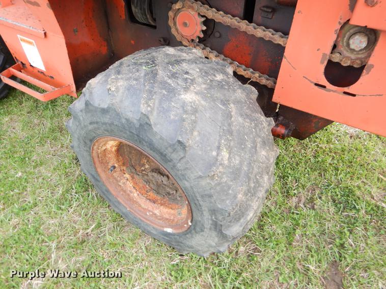 image for item EZ9986 1981 Ditch Witch 6510DD trencher