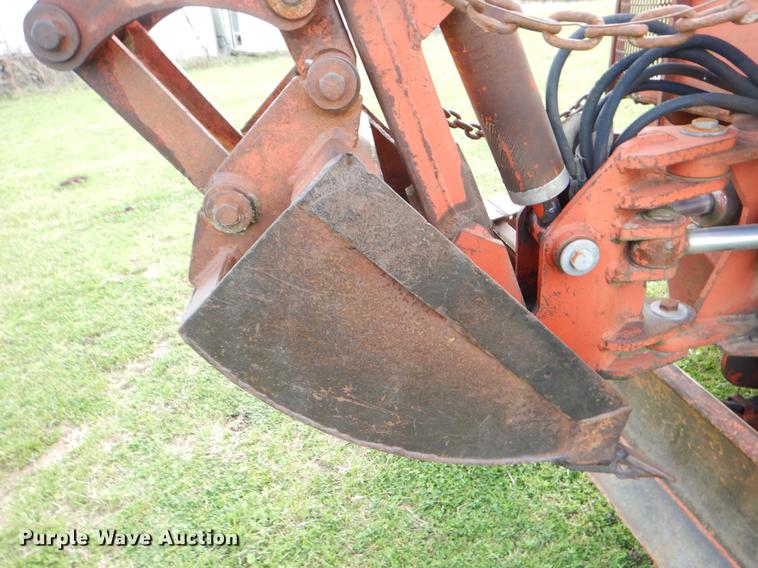 image for item EZ9986 1981 Ditch Witch 6510DD trencher