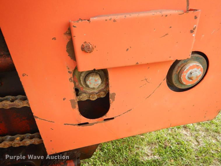 image for item EZ9986 1981 Ditch Witch 6510DD trencher