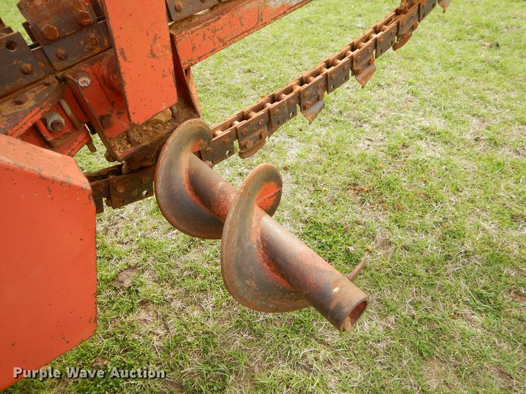 image for item EZ9986 1981 Ditch Witch 6510DD trencher