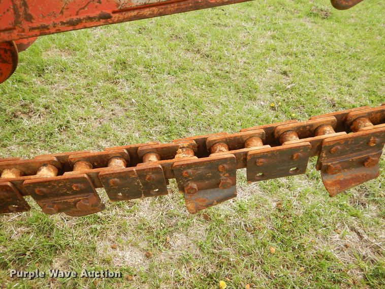 image for item EZ9986 1981 Ditch Witch 6510DD trencher