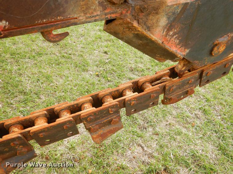 image for item EZ9986 1981 Ditch Witch 6510DD trencher