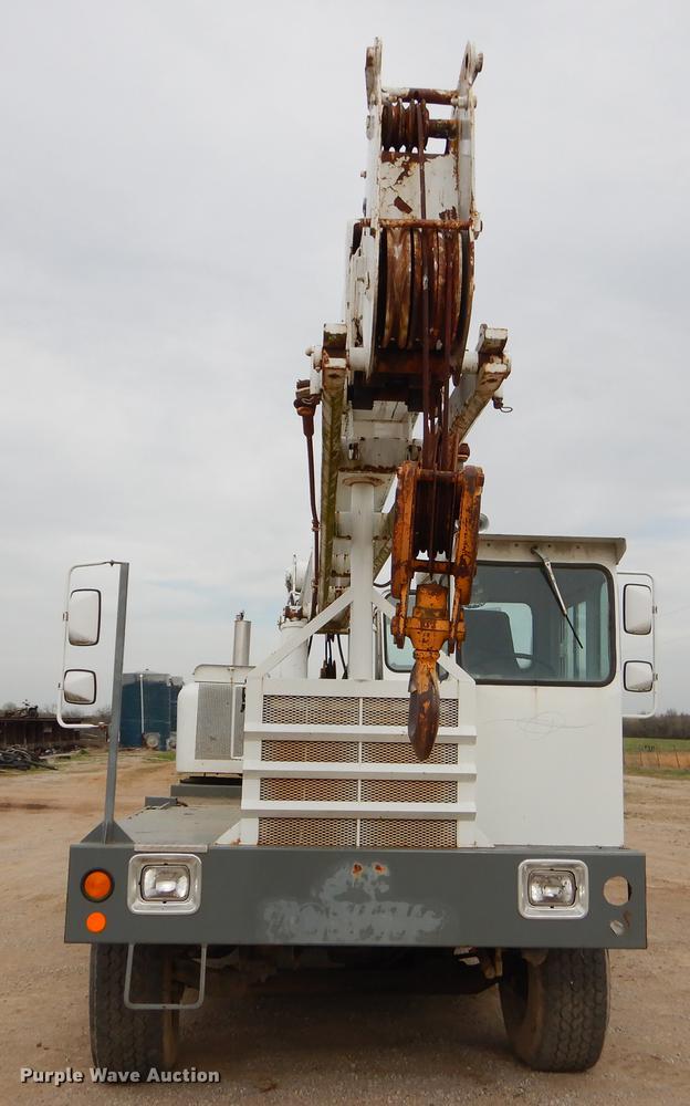 image for item EZ9991 Grove TM120S crane