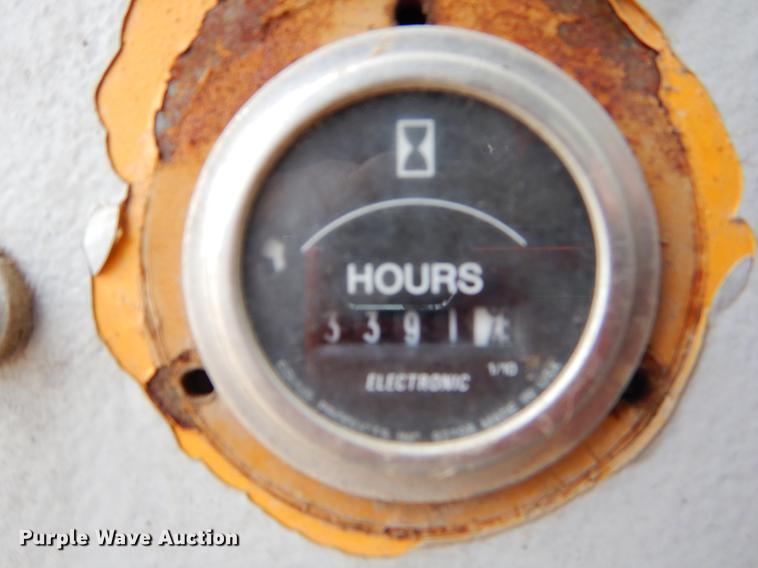 image for item EZ9991 Grove TM120S crane