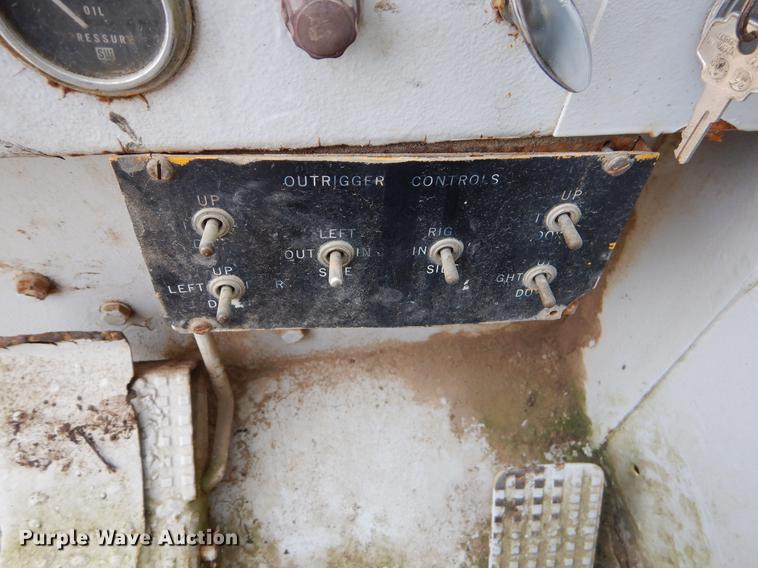 image for item EZ9991 Grove TM120S crane