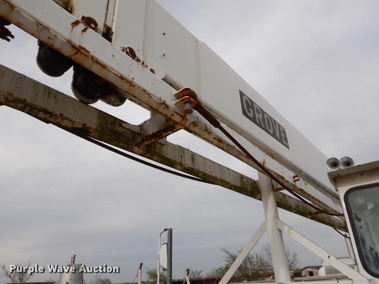 image for item EZ9991 Grove TM120S crane