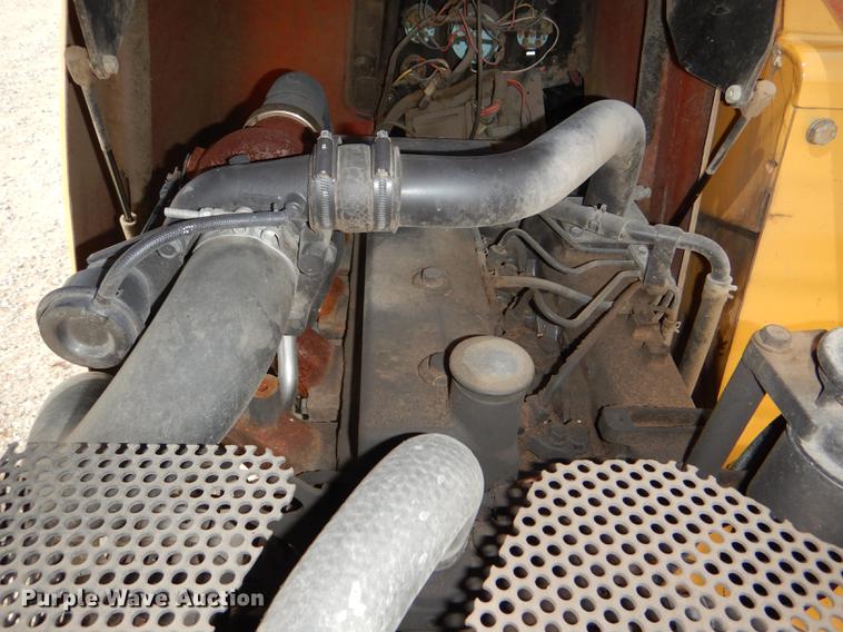 image for item FK9057 2005 Vermeer BC1000XL wood chipper