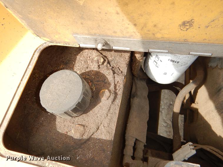 image for item FK9057 2005 Vermeer BC1000XL wood chipper