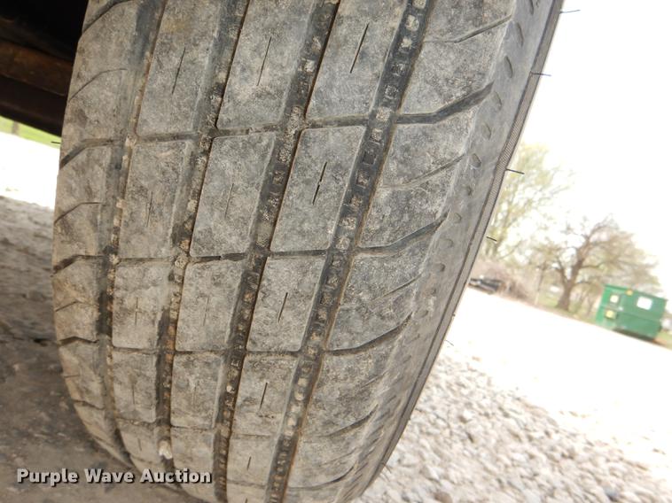 image for item FK9057 2005 Vermeer BC1000XL wood chipper