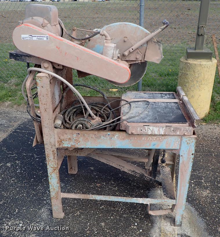 Target Guardmatic masonry saw in Wichita, KS Item FN9862 sold
