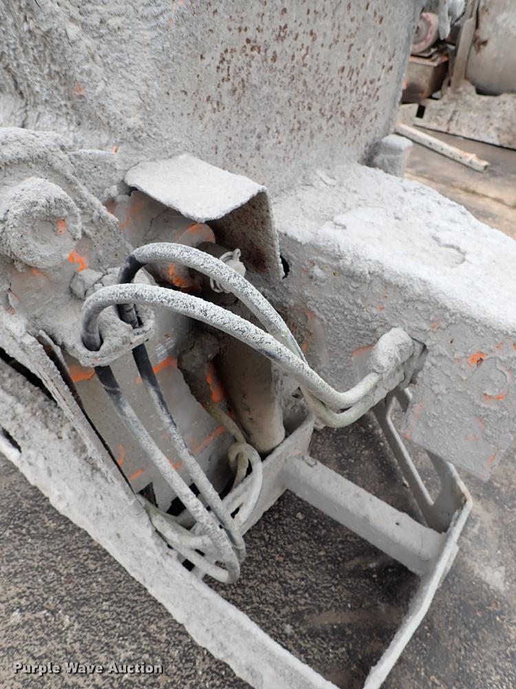 image for item FN9864 Mud Hog MH-12 concrete mixer